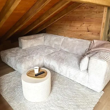 Le Tilleul-coeur Du Village Samoens